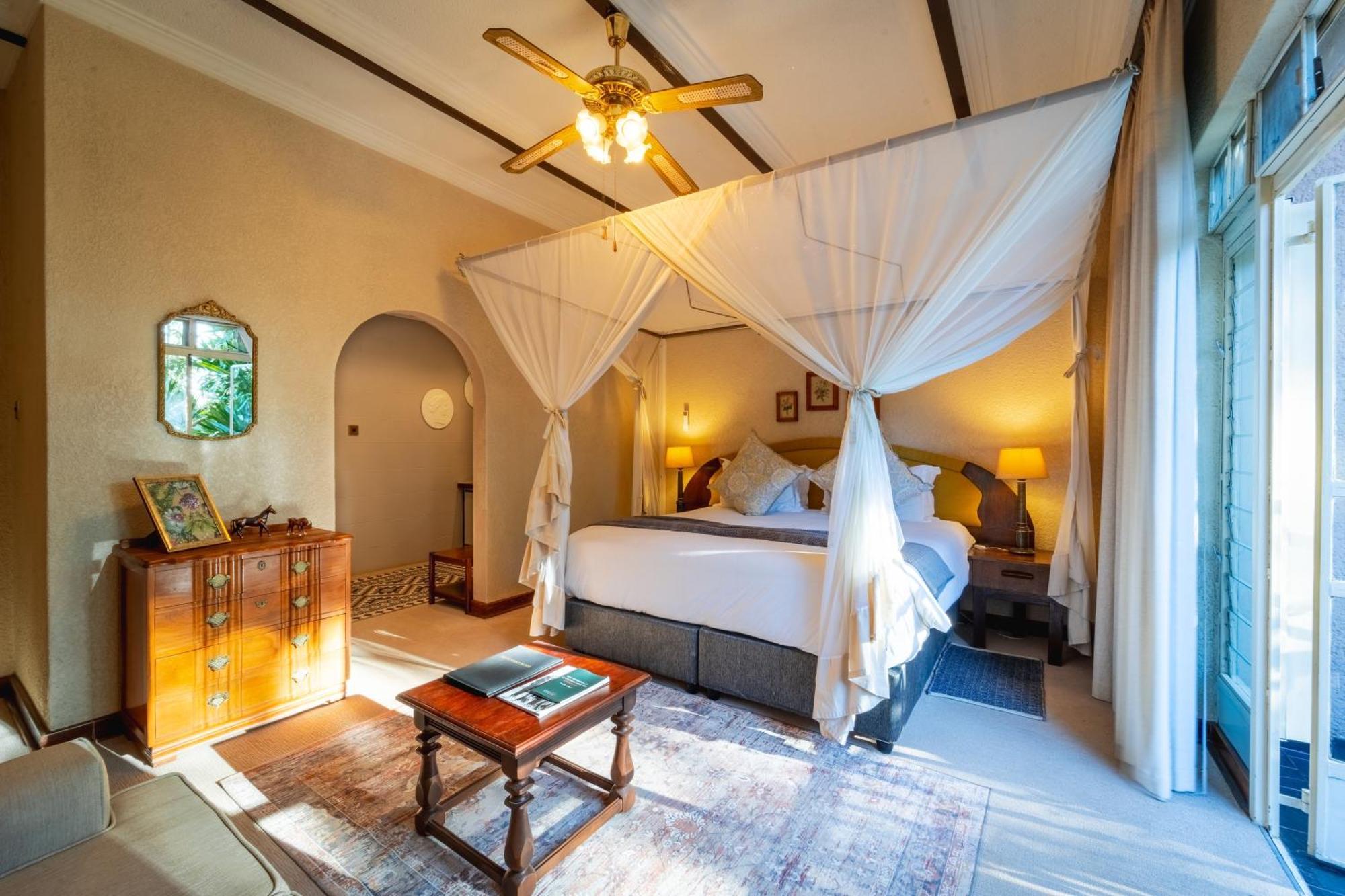 The Victorian Manor Victoria Falls Exterior foto